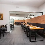 Hotell Kozjanski Dvor Podčetrtek