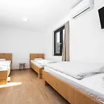 Hotell Kozjanski Dvor 3*