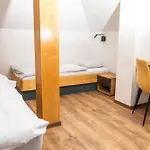 Kozjanski Dvor Hotell