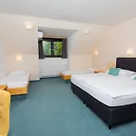 Hotel Kozjanski Dvor