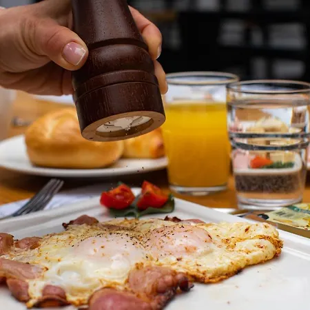 Kozjanski Dvor Hotel