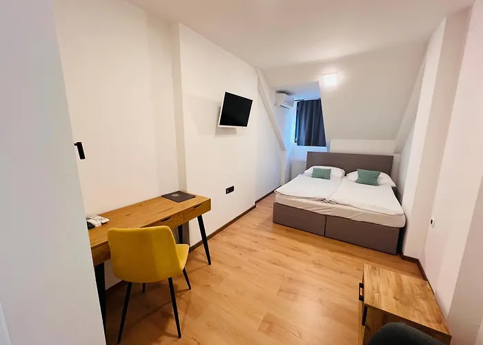 Kozjanski Dvor Hotel Podčetrtek