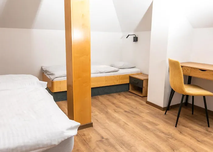 Kozjanski Dvor Hotel