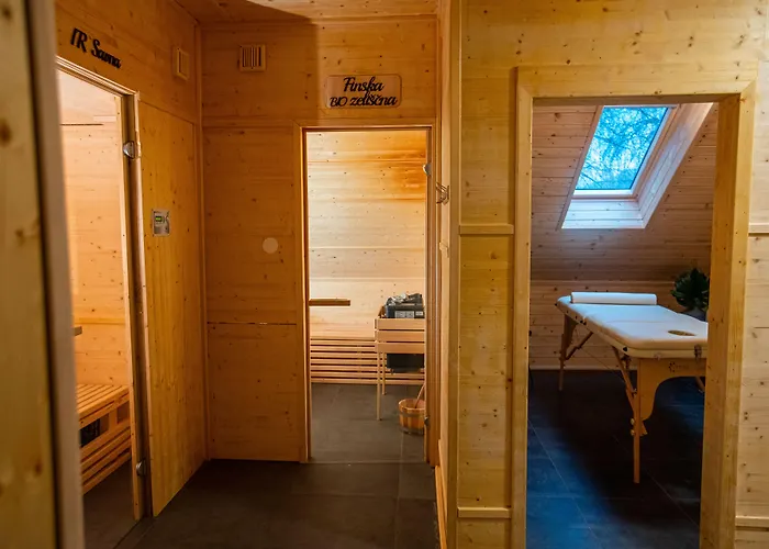 Kozjanski Dvor Podčetrtek