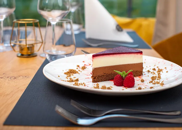 Kozjanski Dvor 3* 博德森特克